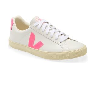 *NEW* Veja Esplar Sneakers